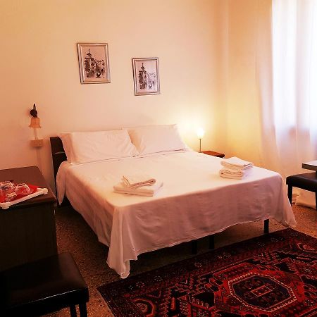 Residenza Ponte Degli Scalzi Βενετία Εξωτερικό φωτογραφία