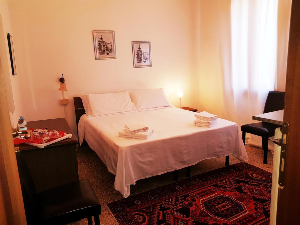 Residenza Ponte Degli Scalzi Βενετία Εξωτερικό φωτογραφία